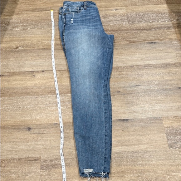 Kut from the Kloth Size 10 High Rise Faded Blue Toothpick Skinny Jeans - Picture 6 of 12